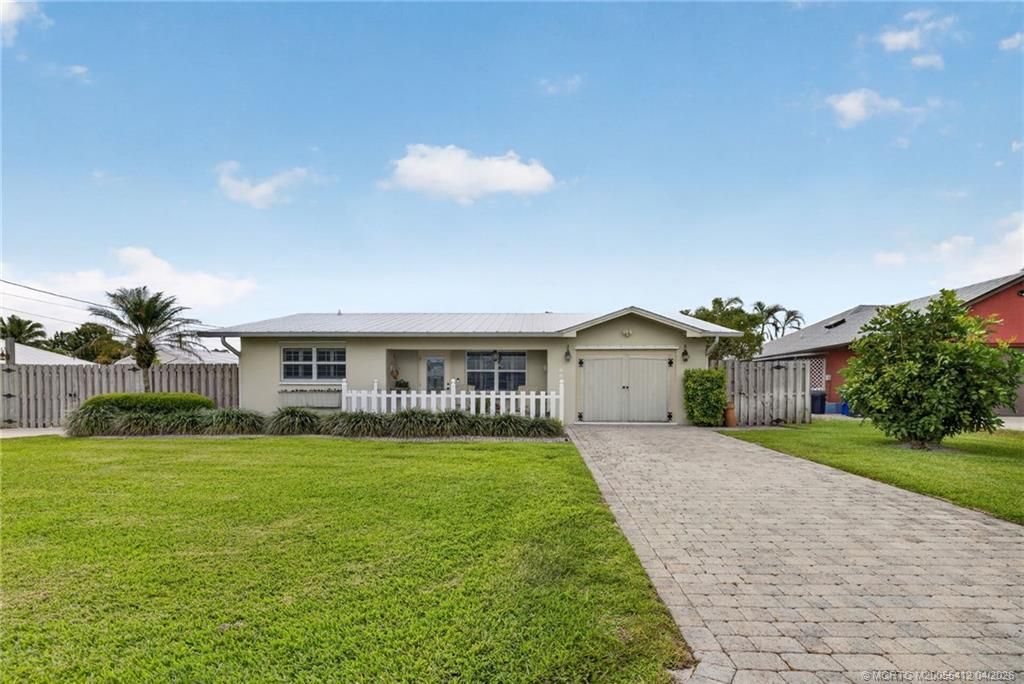 Photo of 4844 SE Pilot Way, Stuart, FL 34997 (MLS # M20055412)