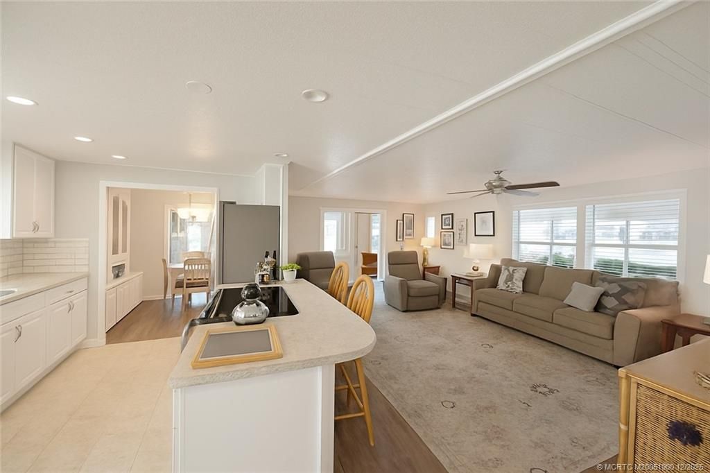 Photo of 7268 SE Swan Avenue, Hobe Sound, FL 33455 (MLS # M20051900)