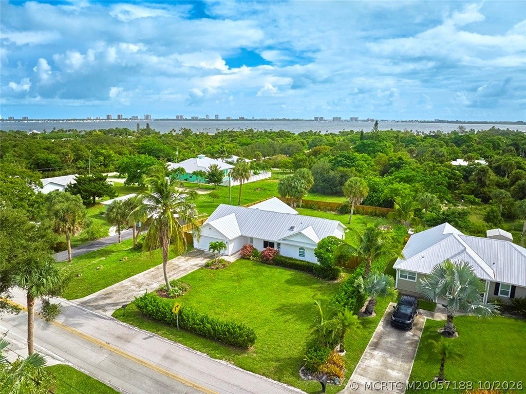 Photo of 4811 NE Savannah Road, Jensen Beach, FL 34957 (MLS # M20057188)