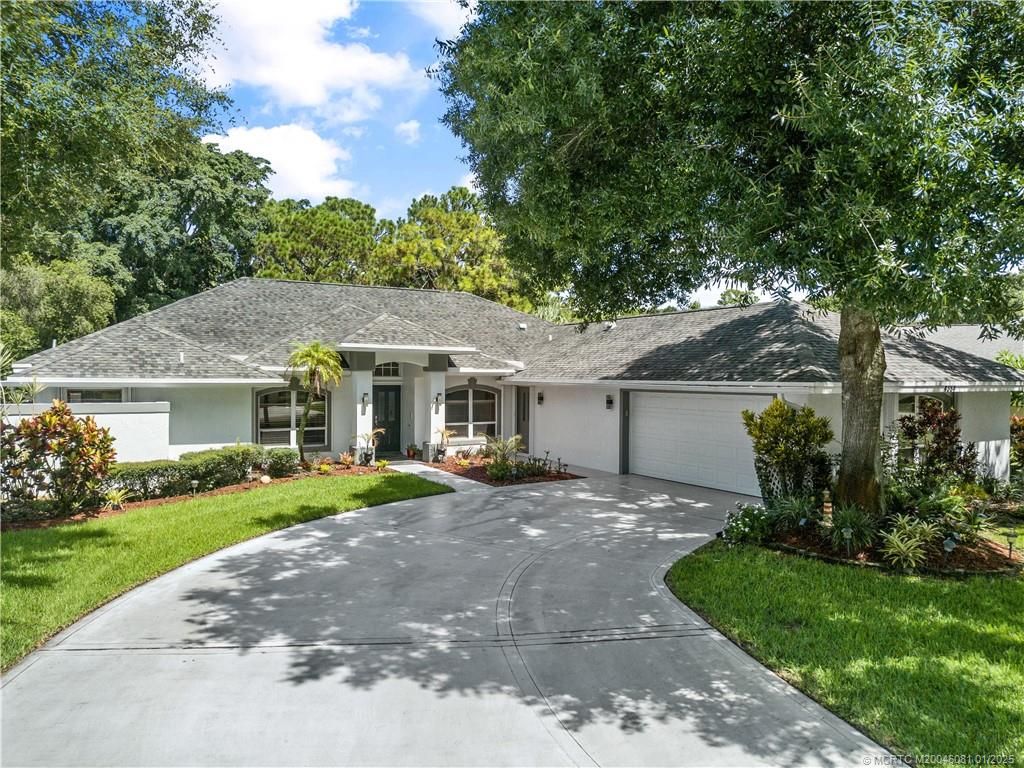 Photo of 4384 SW Thicket Court, Palm City, FL 34990 (MLS # M20046081)