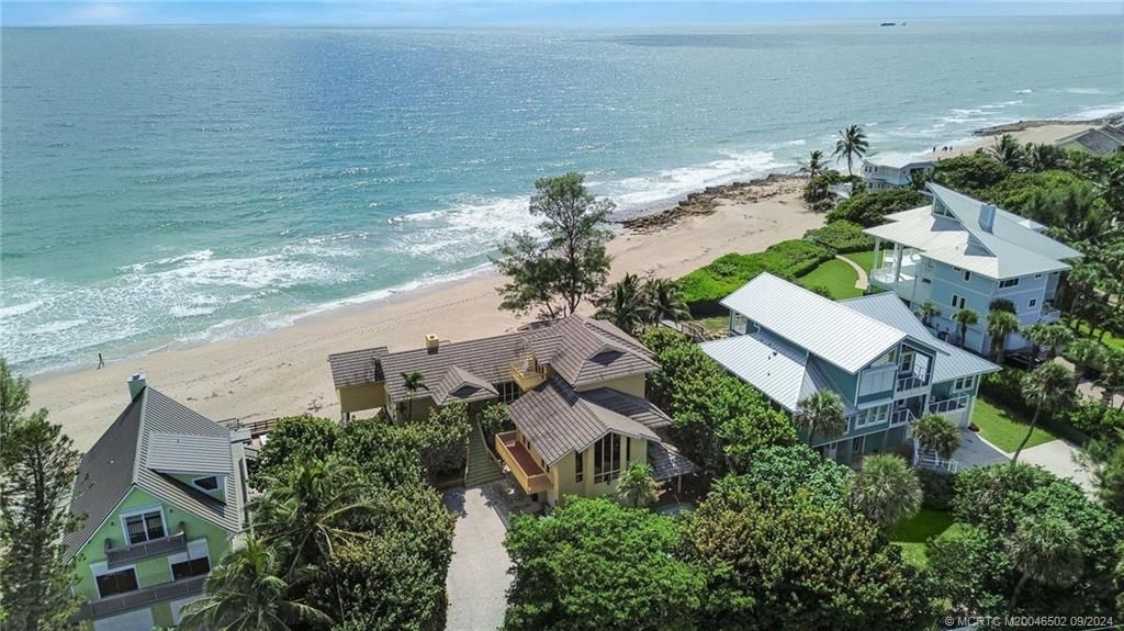 Photo of 1121 SE Macarthur Boulevard, Stuart, FL 34996 (MLS # M20046502)