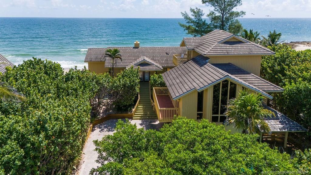 Photo of 1121 SE Macarthur Boulevard, Stuart, FL 34996 (MLS # M20046502)