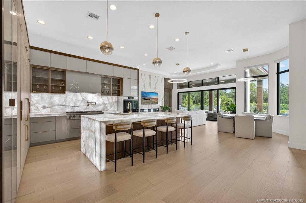 Palm City, Florida, 34990, United States, 4 Bedrooms Bedrooms, ,5 BathroomsBathrooms,Residential,Active,1973513