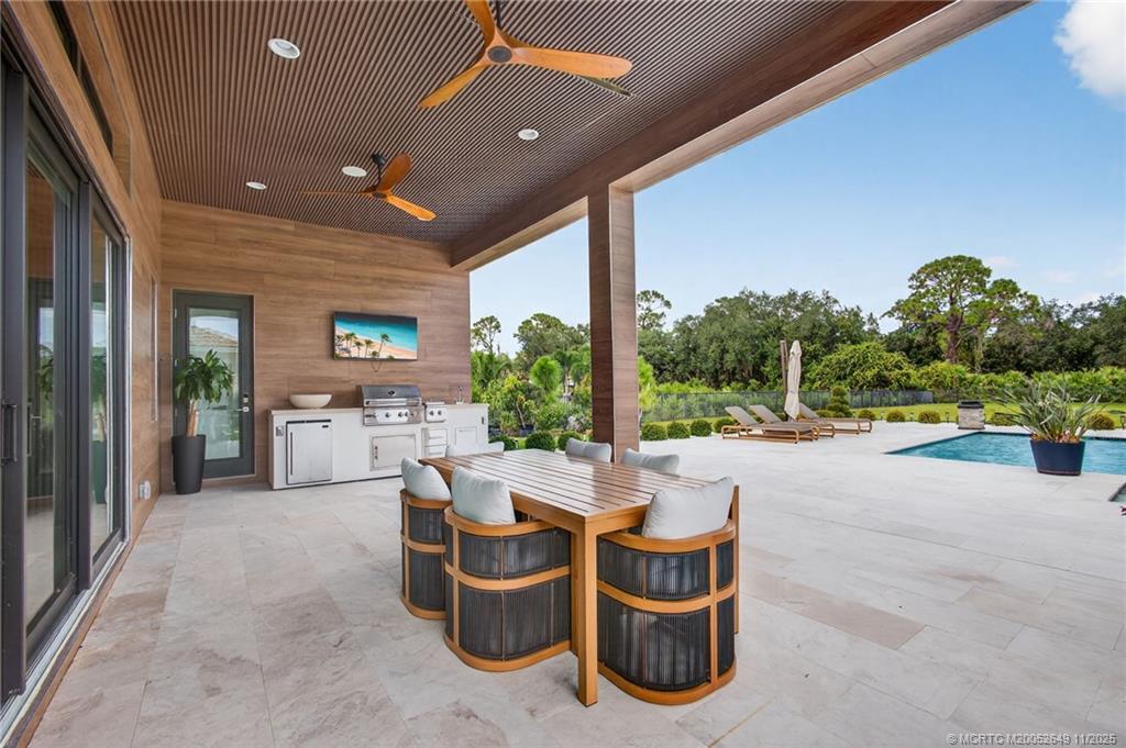 Palm City, Florida, 34990, United States, 4 Bedrooms Bedrooms, ,5 BathroomsBathrooms,Residential,Active,1973513