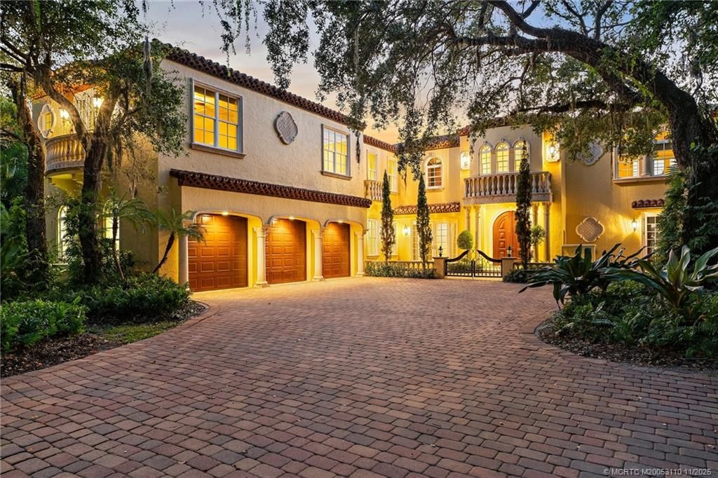 Photo of 11 Wendy Lane, Stuart, FL 34996 (MLS # M20053110)