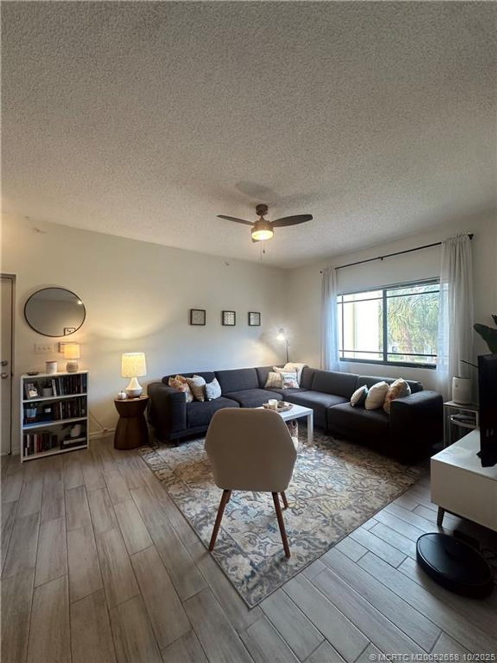 Photo of 2814 Grande Parkway #201, Palm Beach Gardens, FL 33410 (MLS # M20052658)