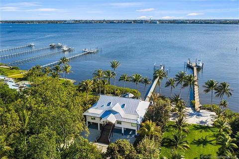 90 NW Alice Street Jensen Beach FL 34957