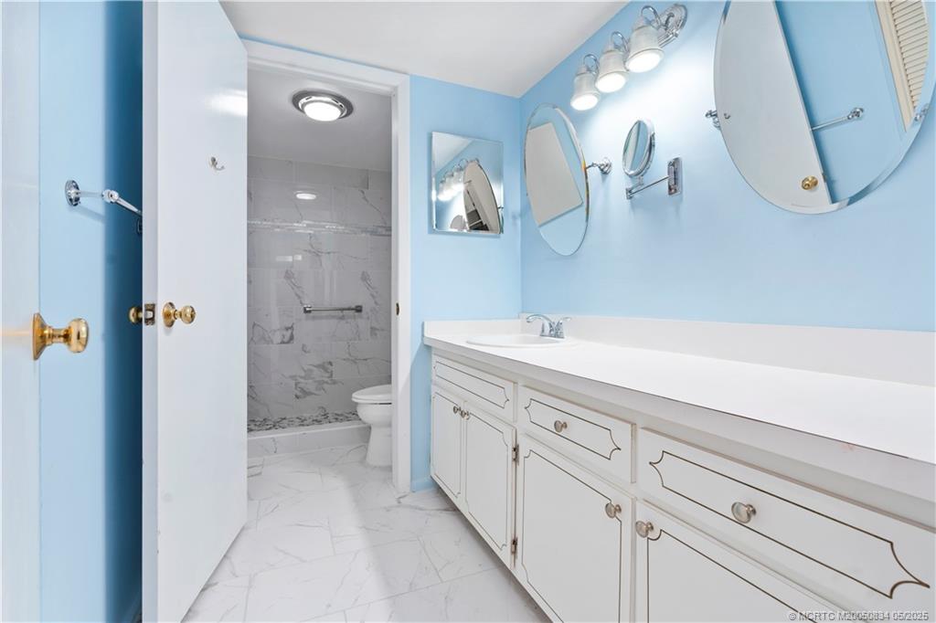 Stuart, Florida 34994, United States, 1 Bedroom Bedrooms, ,1 BathroomBathrooms,Residential,Active,141556