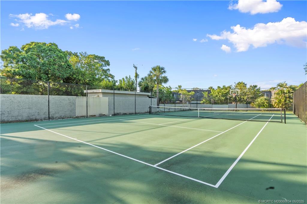 Stuart, Florida 34994, United States, 1 Bedroom Bedrooms, ,1 BathroomBathrooms,Residential,Active,141556