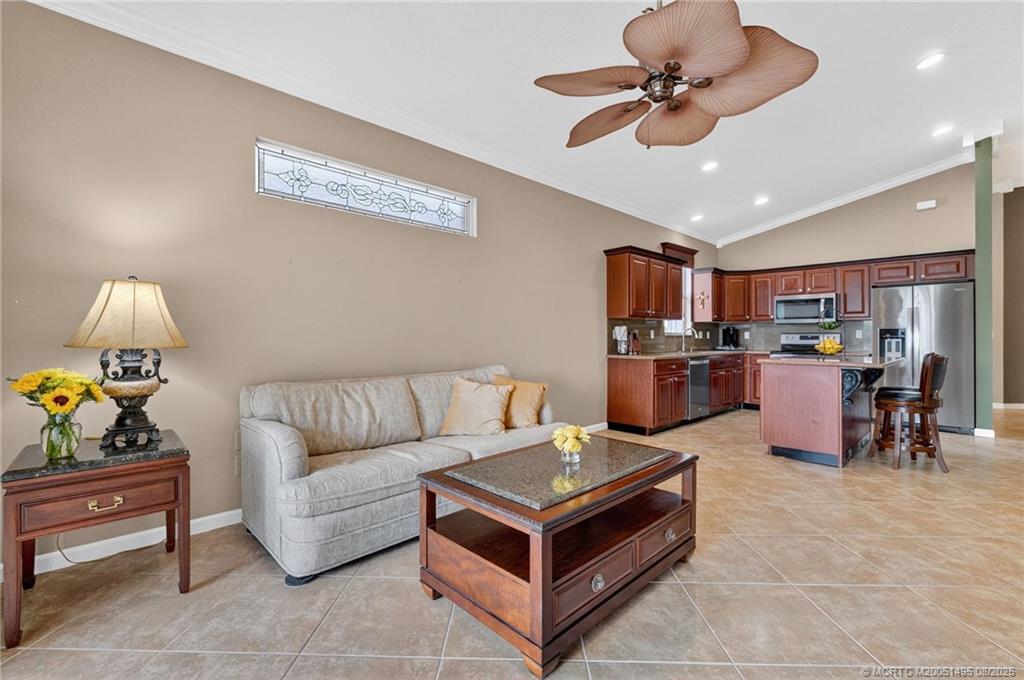 Stuart, Florida 34997, United States, 2 Bedrooms Bedrooms, ,2 BathroomsBathrooms,Residential,Coming Soon,176401