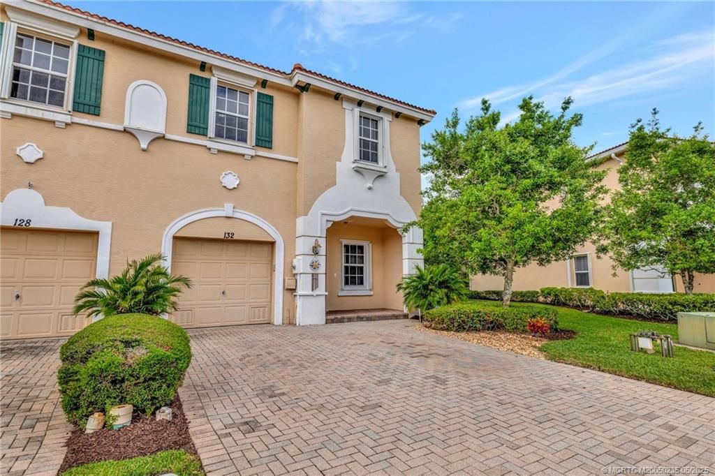 Photo of 132 SW Otter Run Place, Stuart, FL 34997 (MLS # M20050235)