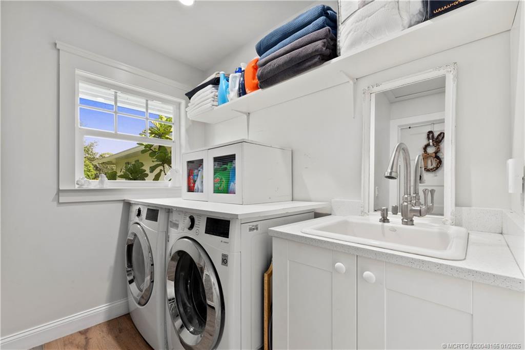 Palm City, Florida 34990, United States, 4 Bedrooms Bedrooms, ,2 BathroomsBathrooms,Residential,Pending,24743