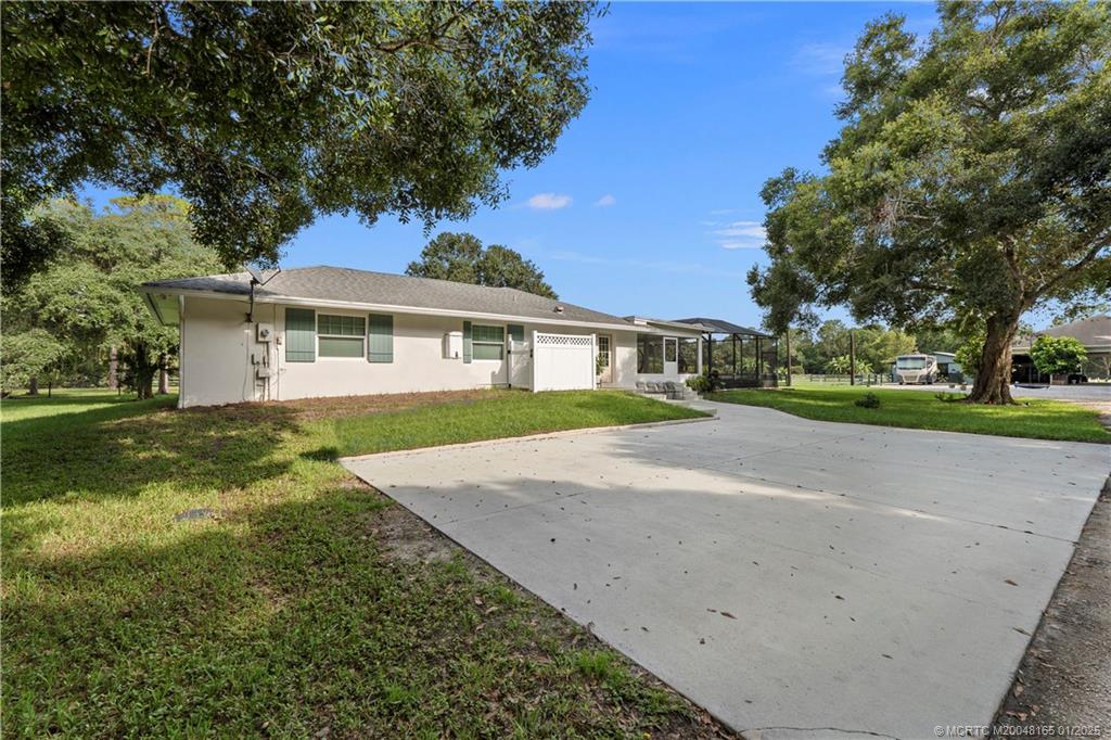 Palm City, Florida 34990, United States, 4 Bedrooms Bedrooms, ,2 BathroomsBathrooms,Residential,Pending,24743
