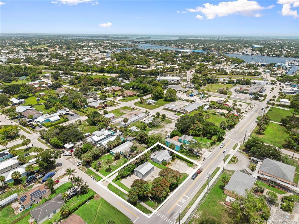 Photo of 3915 SE Salerno Road, Stuart, FL 34997 (MLS # M20056261)