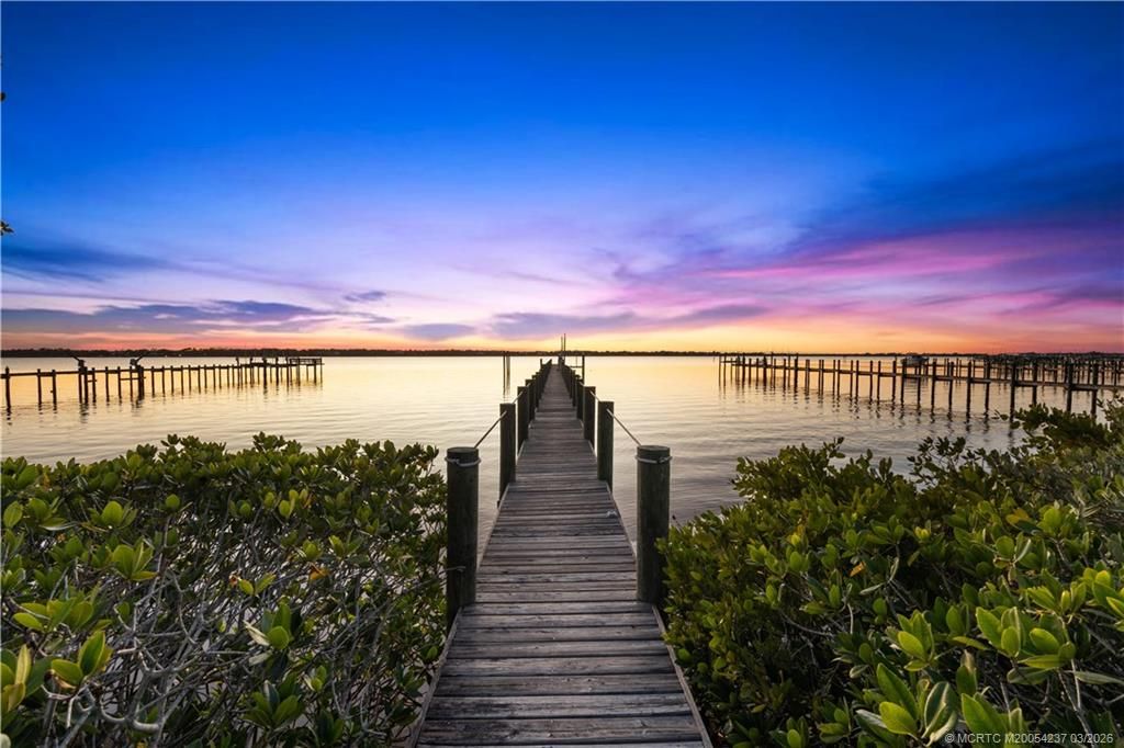 Photo of 1912 NW Cove Circle, Stuart, FL 34994 (MLS # M20054237)