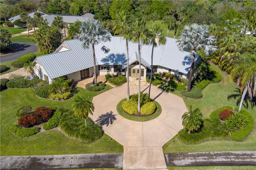 Photo of 4570 SW Thistle Terrace, Palm City, FL 34990 (MLS # M20038029)