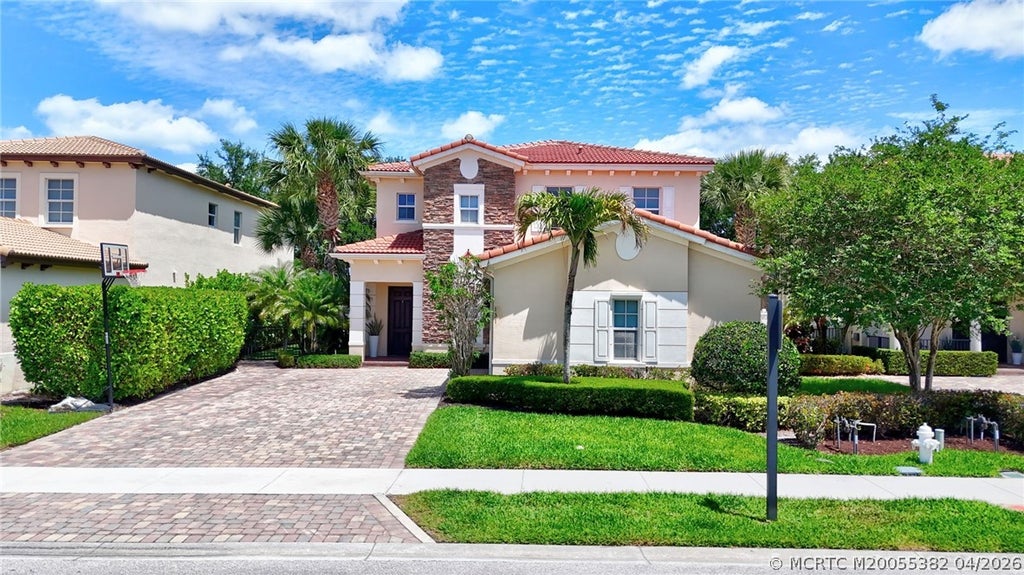 Photo of 131 Porgee Rock Place, Jupiter, FL 33458 (MLS # M20055382)