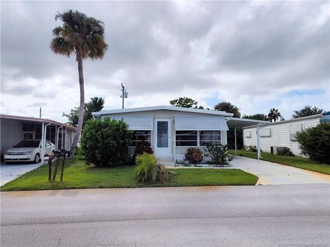 Photo of 2540 SE Penny Lane, Stuart, FL 34994 (MLS # M20052585)