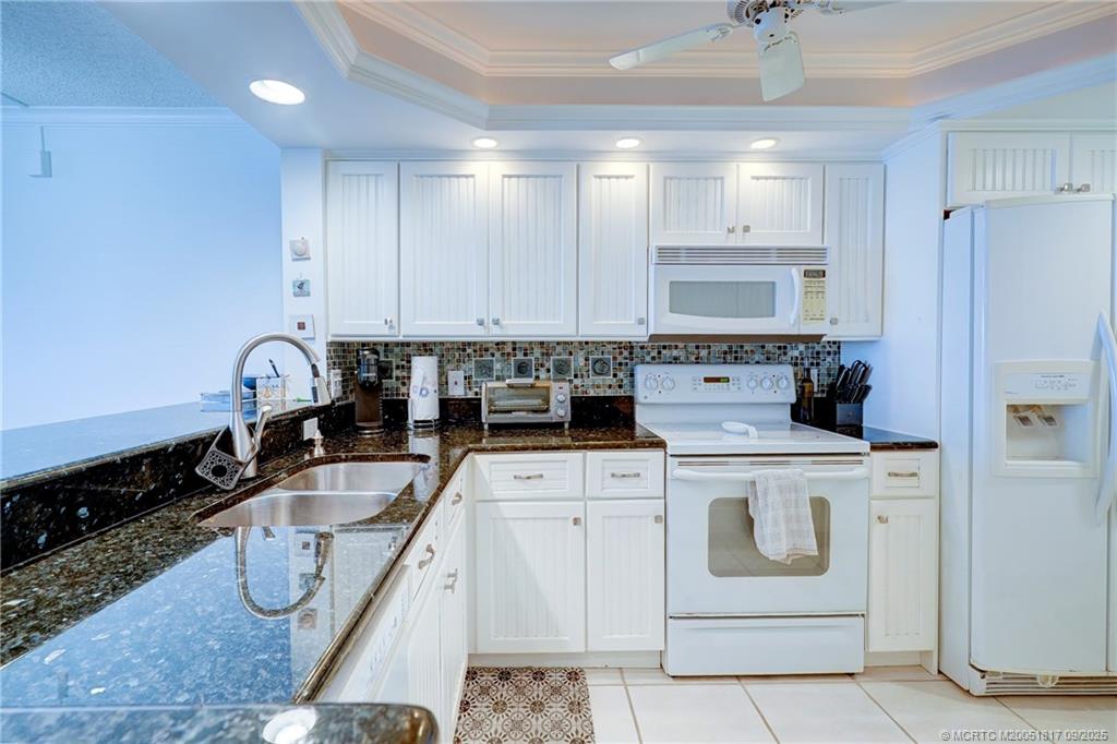 Stuart, Florida 34996, United States, 2 Bedrooms Bedrooms, ,2 BathroomsBathrooms,Residential,Active,193423