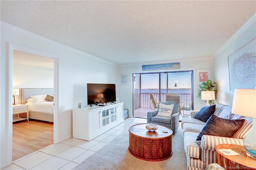 Stuart, Florida 34996, United States, 2 Bedrooms Bedrooms, ,2 BathroomsBathrooms,Residential,Active,193423