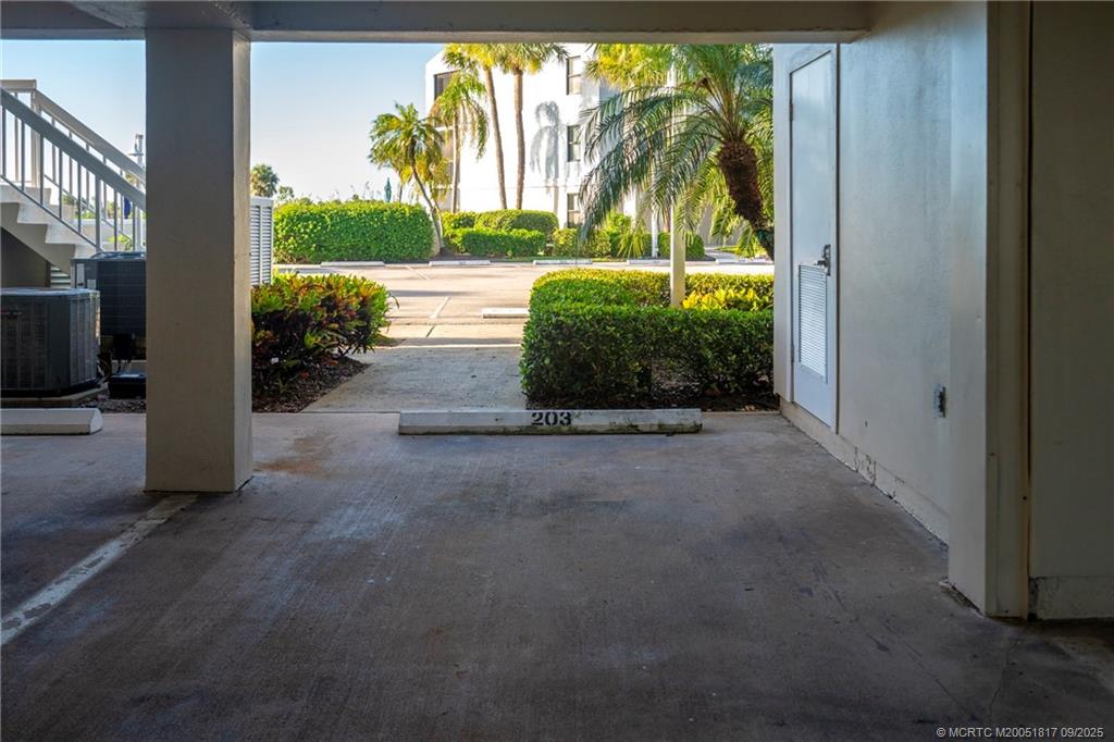 Stuart, Florida 34996, United States, 2 Bedrooms Bedrooms, ,2 BathroomsBathrooms,Residential,Active,193423