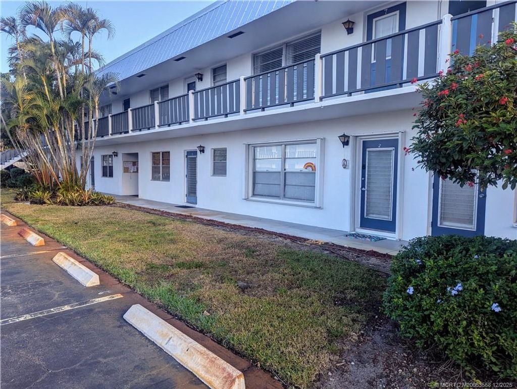 Photo of FL 34996 (MLS # M20053558)