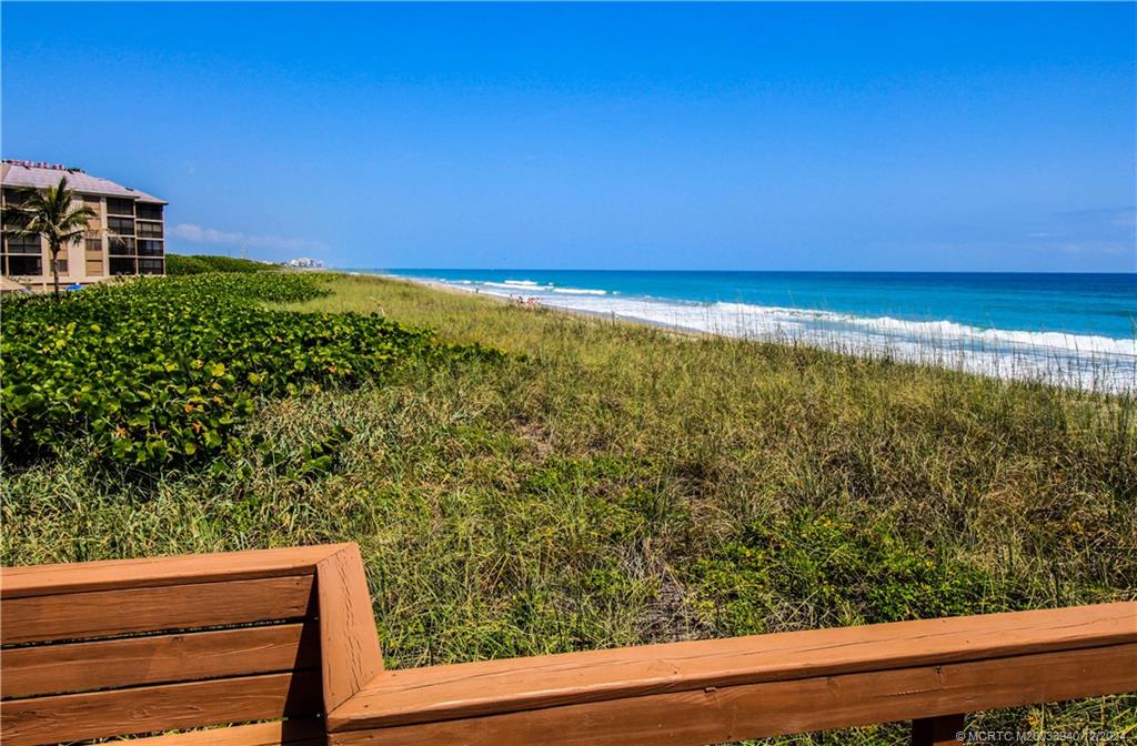 Stuart, Florida 34996, United States, 2 Bedrooms Bedrooms, ,2 BathroomsBathrooms,Residential,Active,74946