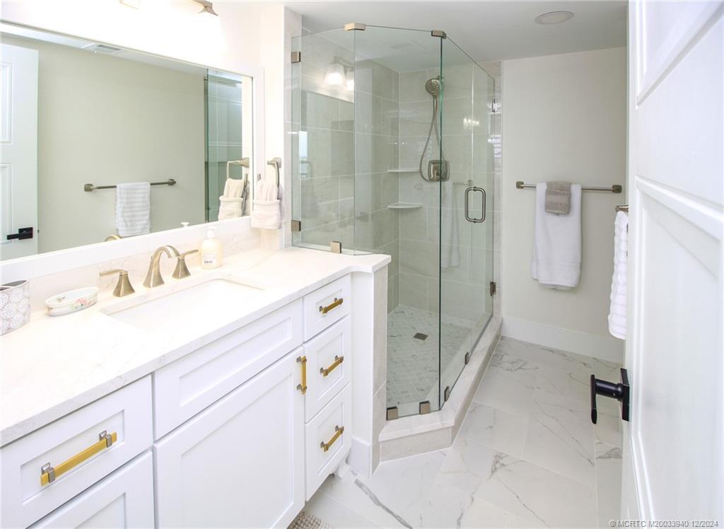 Stuart, Florida 34996, United States, 2 Bedrooms Bedrooms, ,2 BathroomsBathrooms,Residential,Active,74946