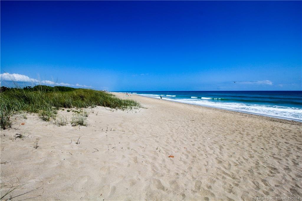 Stuart, Florida 34996, United States, 2 Bedrooms Bedrooms, ,2 BathroomsBathrooms,Residential,Active,74946