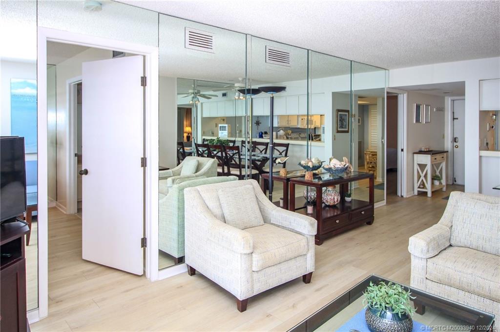 Stuart, Florida 34996, United States, 2 Bedrooms Bedrooms, ,2 BathroomsBathrooms,Residential,Active,74946