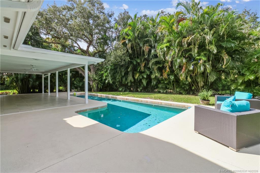 Sewalls Point, Florida, 34996, United States, 4 Bedrooms Bedrooms, ,3 BathroomsBathrooms,Residential,Active,1946306