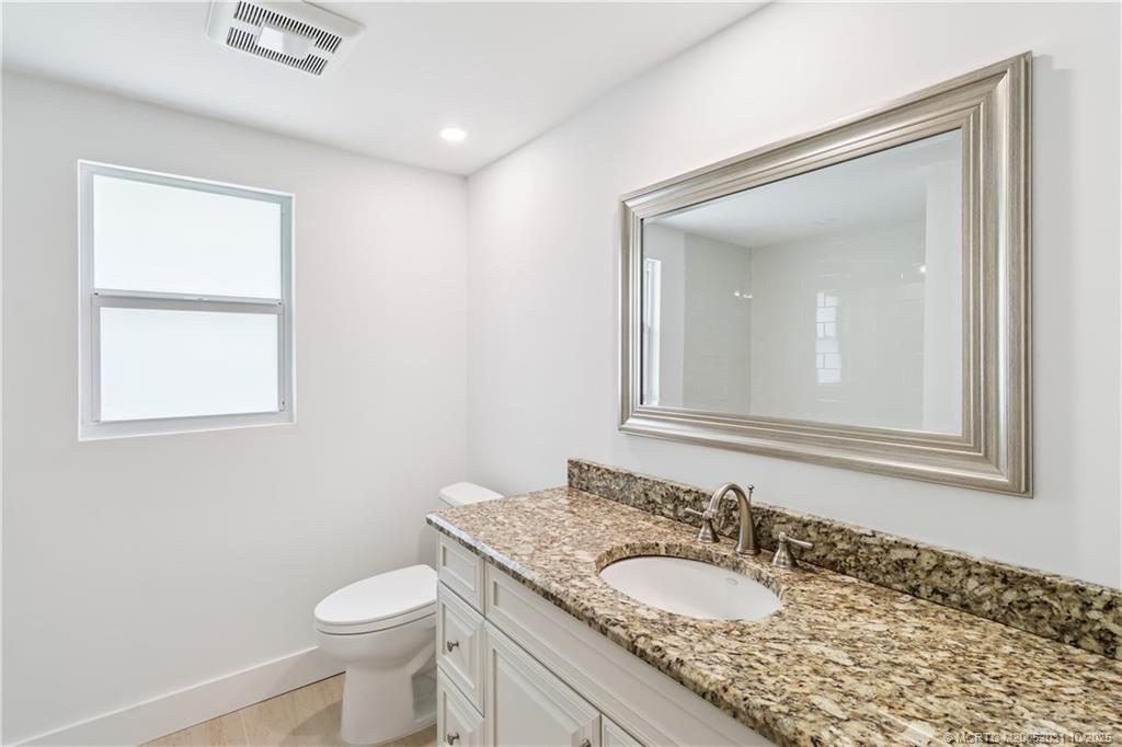 Sewalls Point, Florida, 34996, United States, 4 Bedrooms Bedrooms, ,3 BathroomsBathrooms,Residential,Active,1946306