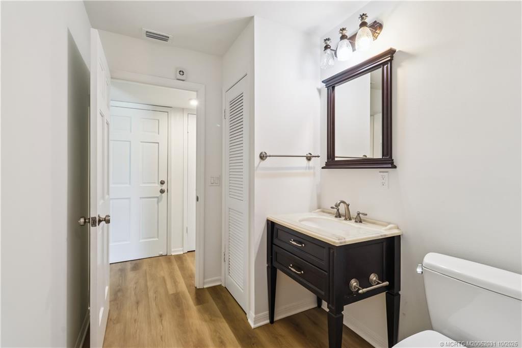 Sewalls Point, Florida, 34996, United States, 4 Bedrooms Bedrooms, ,3 BathroomsBathrooms,Residential,Active,1946306