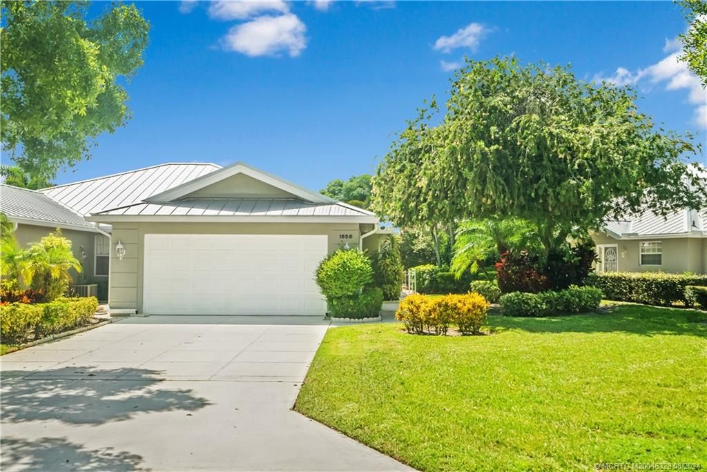 Photo of 1656 SW Springfield Court, Palm City, FL 34990 (MLS # M20046328)
