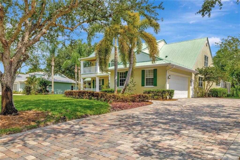 5485 SW Orchid Bay Drive