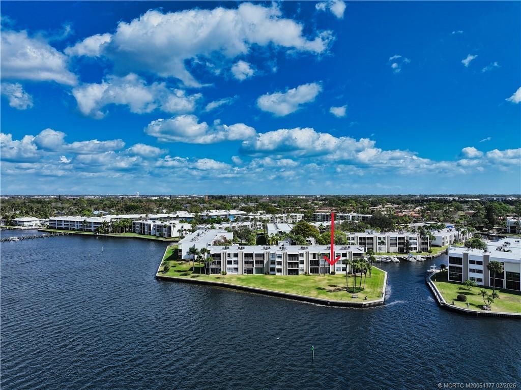 Photo of 1950 SW Palm City Road #13102, Stuart, FL 34994 (MLS # M20054377)