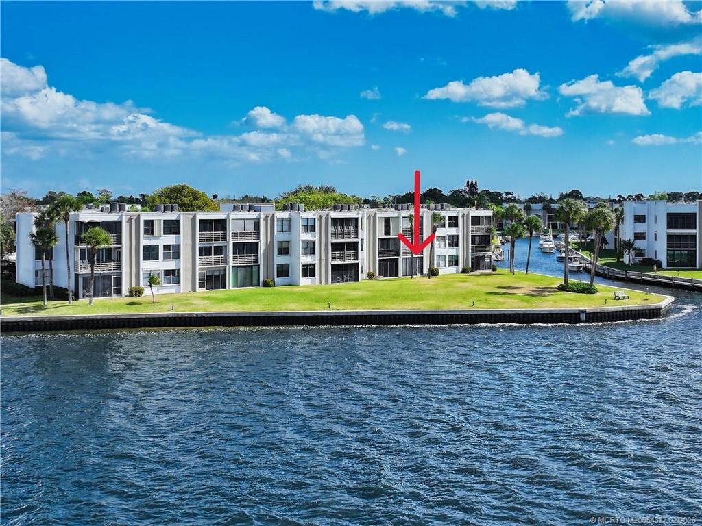 Photo of 1950 SW Palm City Road #13102, Stuart, FL 34994 (MLS # M20054377)