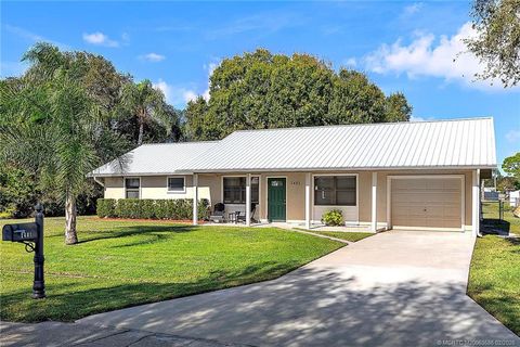 Homes For Sale - 2481 SE Calusa Avenue<br/> Port St. Lucie, FL 34952