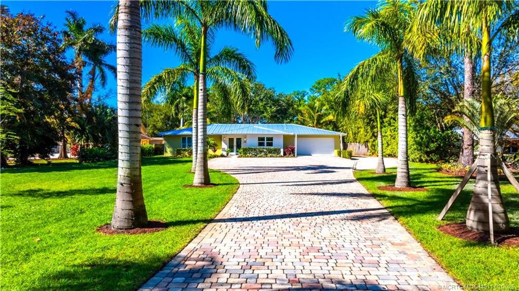 Photo of 994 NW Pine Lake Drive, Stuart, FL 34994 (MLS # M20048511)