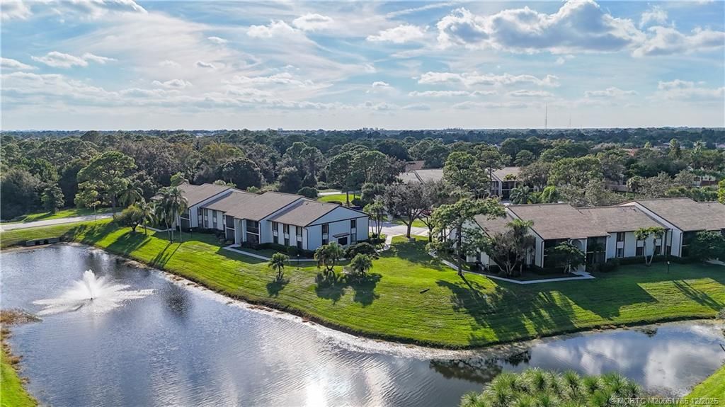 Photo of 1965 SW Silver Pine Way #H1, Palm City, FL 34990 (MLS # M20051785)