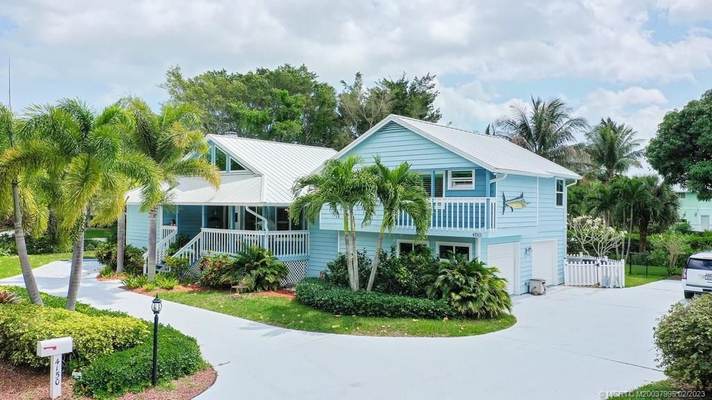 Photo of 4150 SE Whiticar Way, Stuart, FL 34997 (MLS # M20037995)