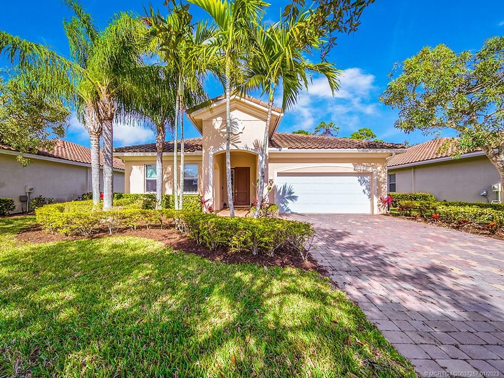 Photo of 5314 SW Longspur Lane, Palm City, FL 34990 (MLS # M20037257)