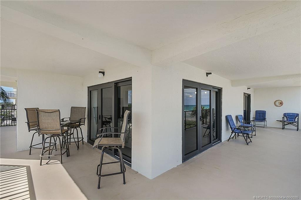 Jensen Beach, Florida 34957, United States, 2 Bedrooms Bedrooms, ,2 BathroomsBathrooms,Residential,Active,122880