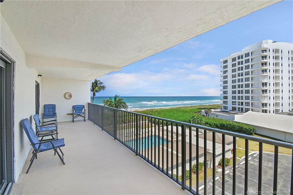Jensen Beach, Florida 34957, United States, 2 Bedrooms Bedrooms, ,2 BathroomsBathrooms,Residential,Active,122880