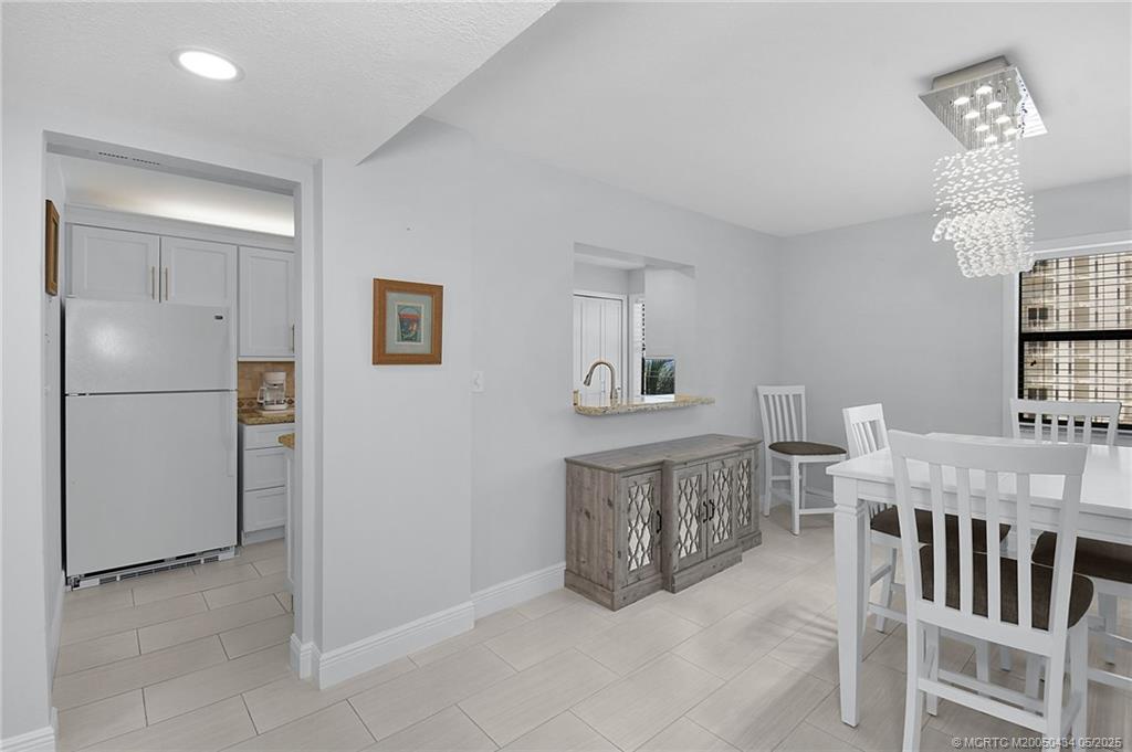 Jensen Beach, Florida 34957, United States, 2 Bedrooms Bedrooms, ,2 BathroomsBathrooms,Residential,Active,122880