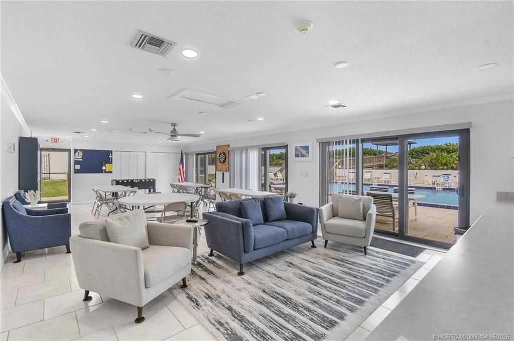 Jensen Beach, Florida 34957, United States, 2 Bedrooms Bedrooms, ,2 BathroomsBathrooms,Residential,Active,122880