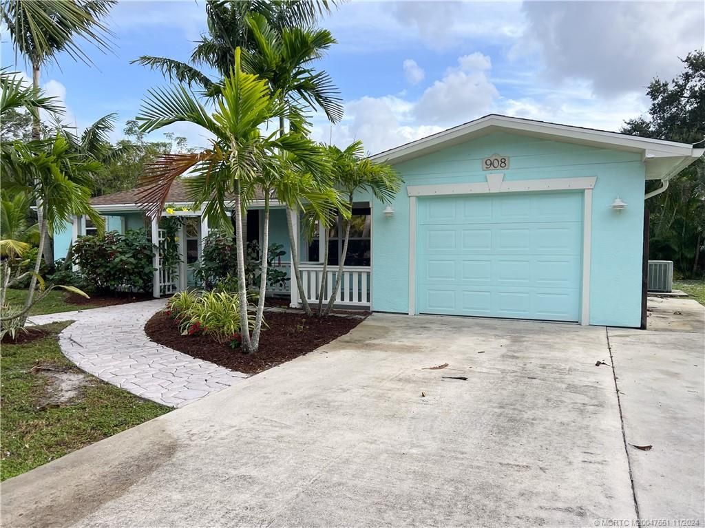 Photo of 908 NW Fork Road, Stuart, FL 34994 (MLS # M20047551)