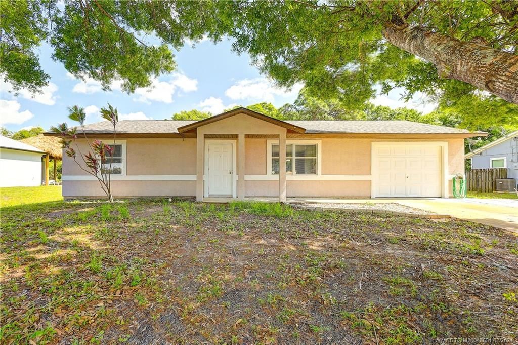 Photo of 5304 Seagrape Drive, Fort Pierce, FL 34982 (MLS # M20043531)