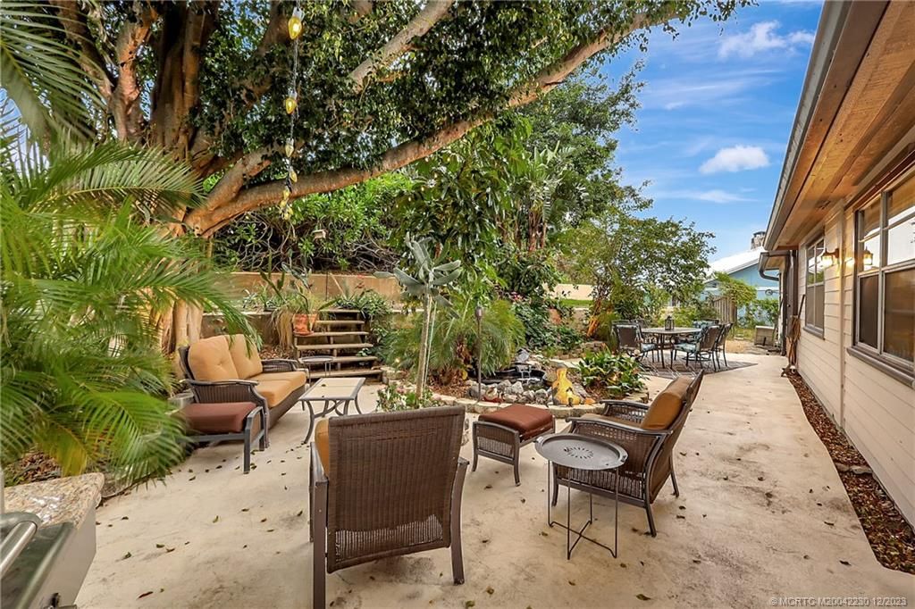 Photo of 2287 NE 16th Court, Jensen Beach, FL 34957 (MLS # M20042230)