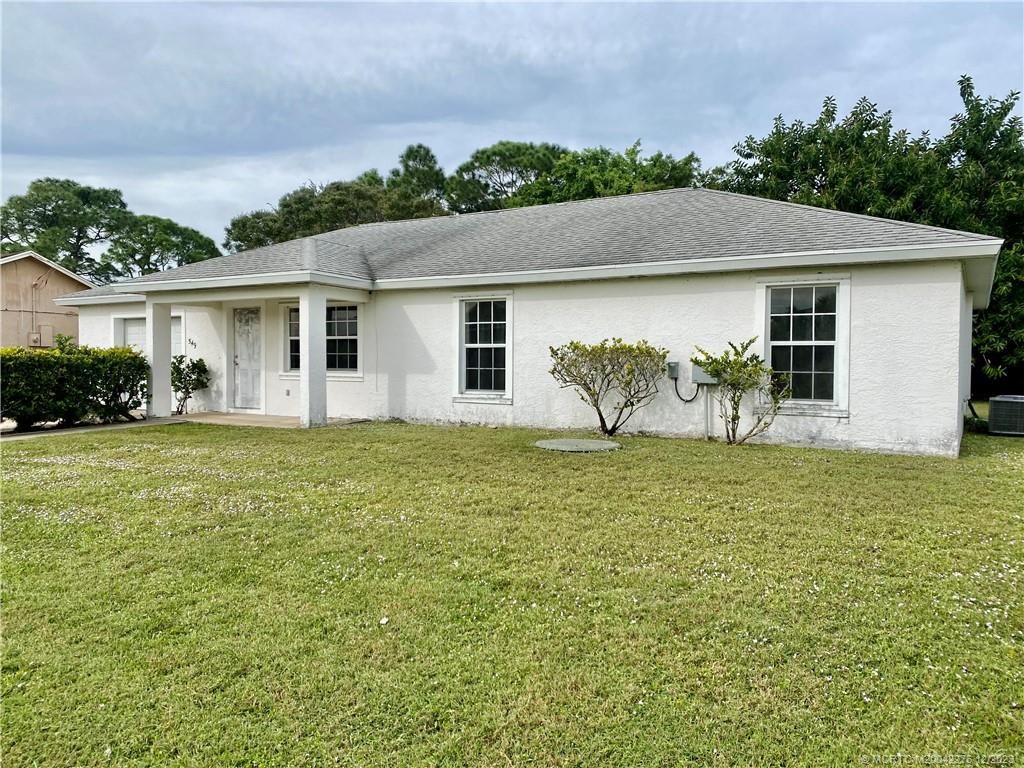 Photo of 549 SW Carter Street, Port Saint Lucie, FL 34983 (MLS # M20042276)